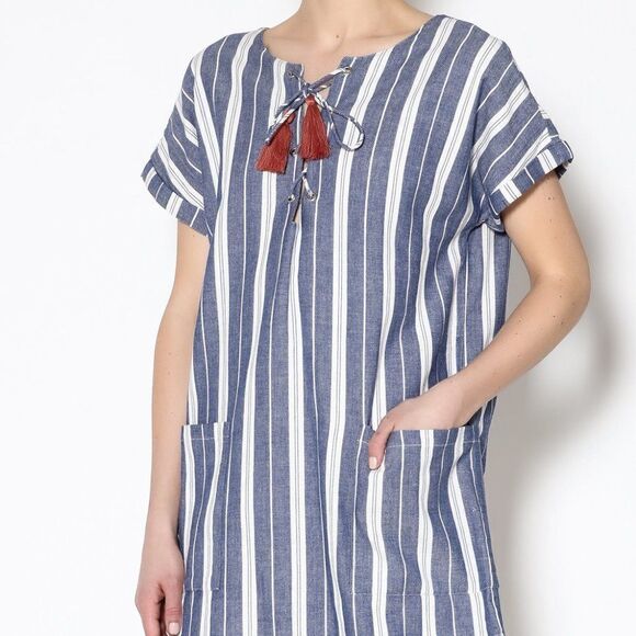 Tularosa Boho Blue Stripped Tunic Dress with Tassel in Size Medium - Picture 3 of 13